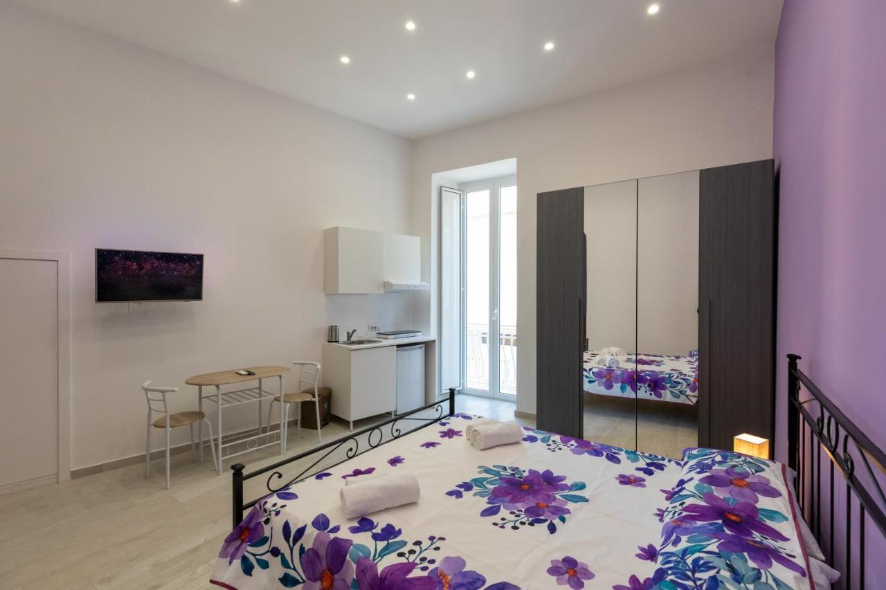 My Brilliant Home With Jacuzzi 2 Steps From St Toledo Napoli Bagian luar foto