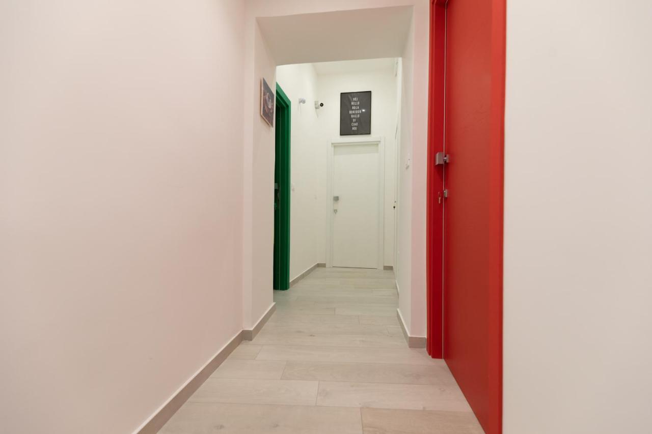 My Brilliant Home With Jacuzzi 2 Steps From St Toledo Napoli Bagian luar foto