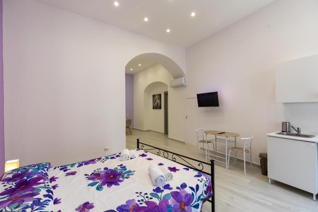 My Brilliant Home With Jacuzzi 2 Steps From St Toledo Napoli Bagian luar foto